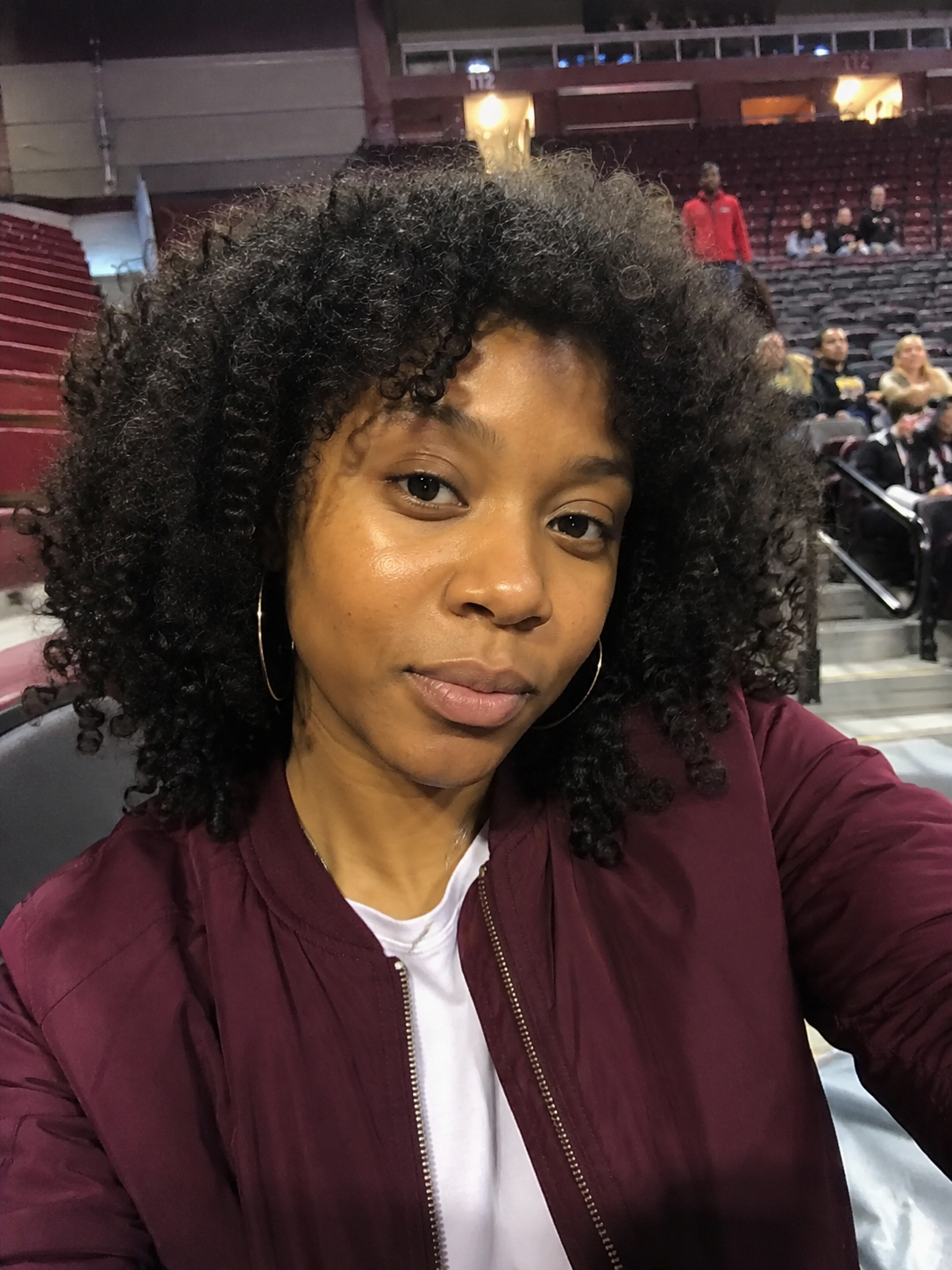Simone L., Women's sports